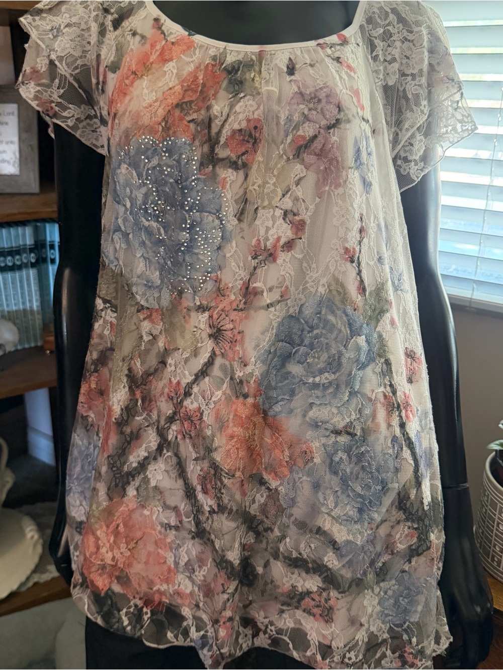 Women’s Blouse With Floral Lace Overlay 
Size 3X